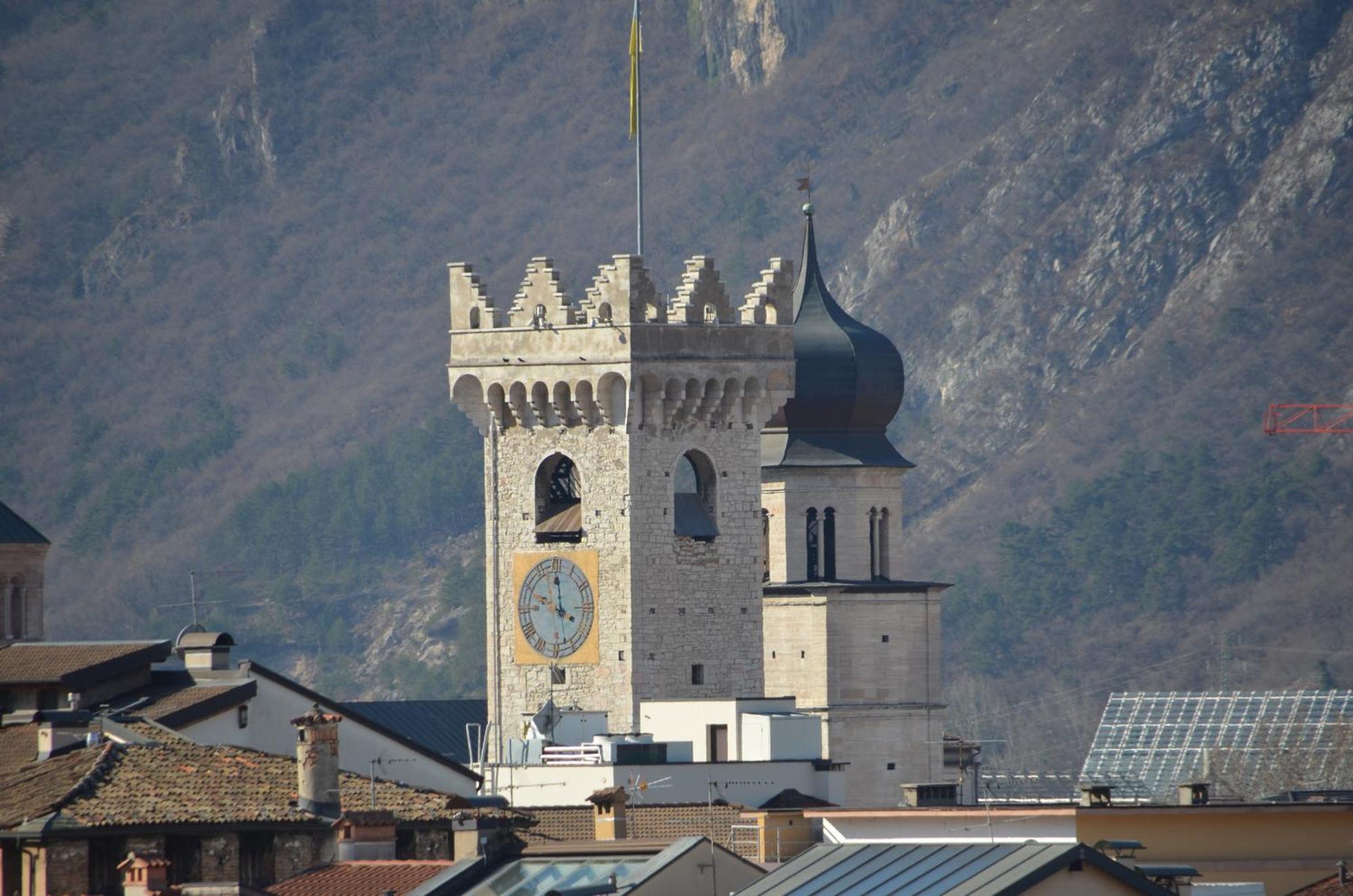 B&B La Loggia Del Castello Trento Exterior foto