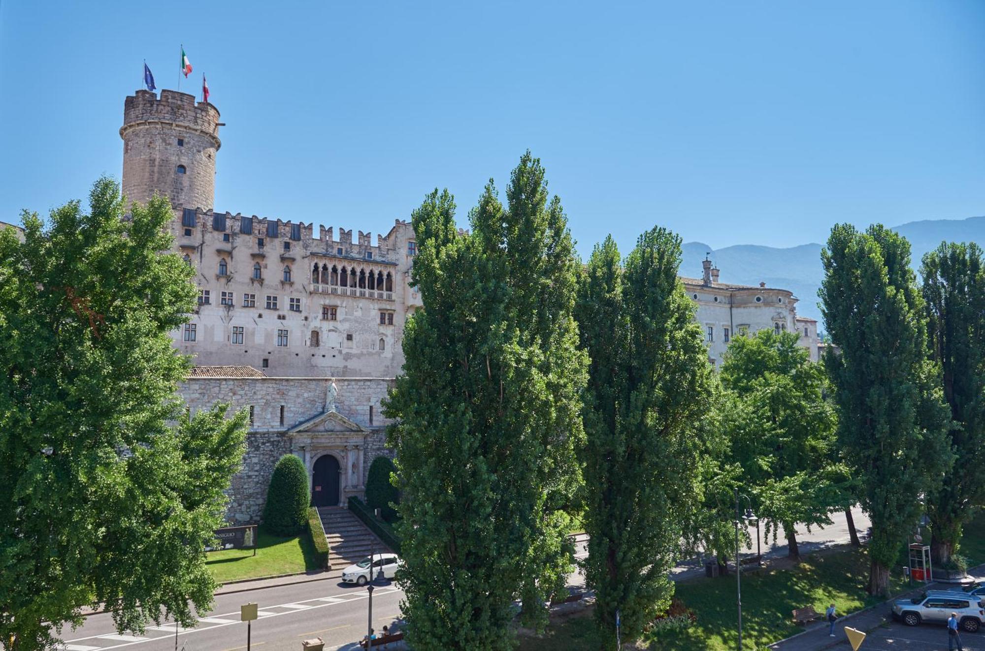 B&B La Loggia Del Castello Trento Exterior foto